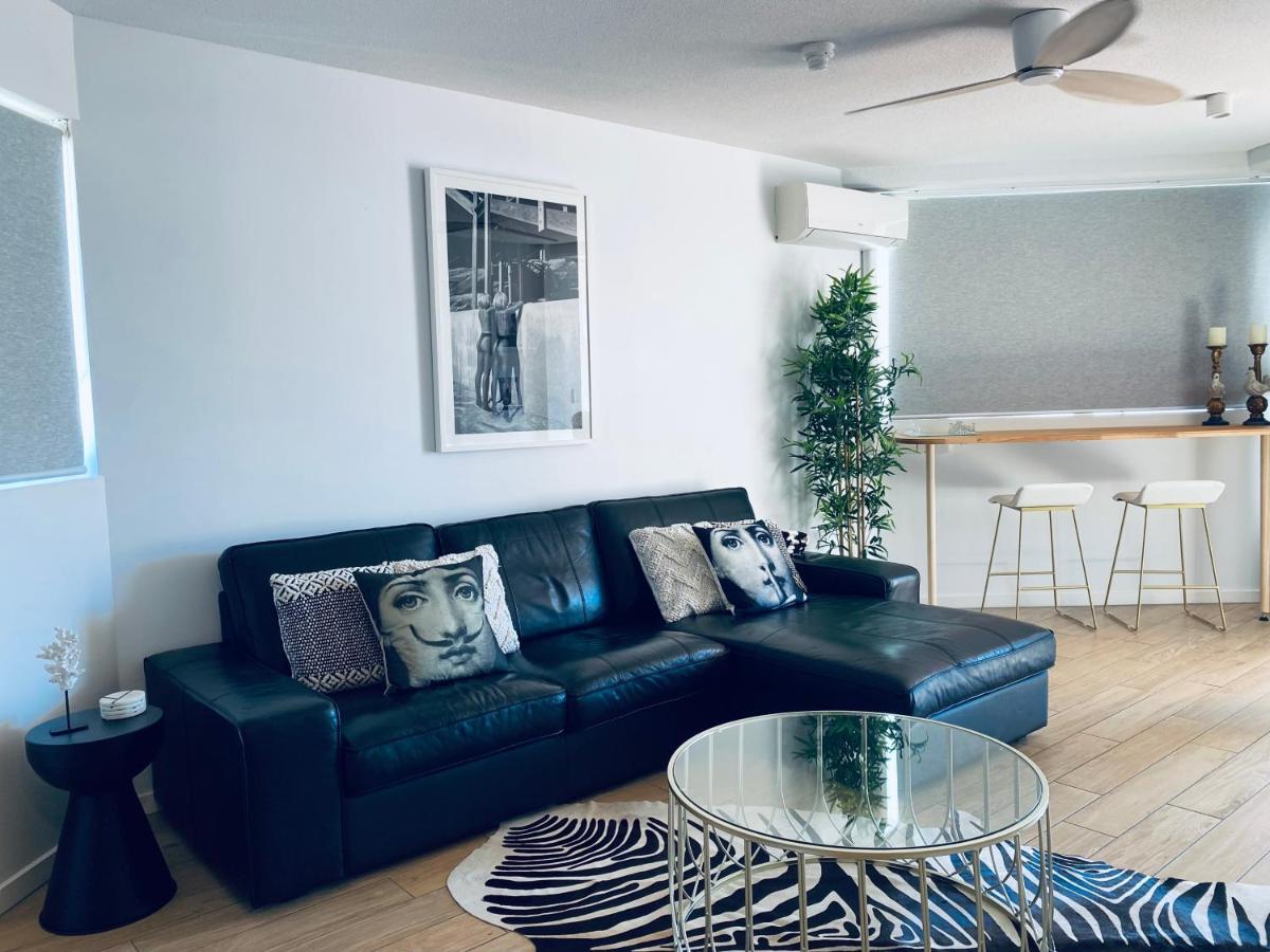 License To Chill • Couple'S Escape In Mooloolaba Exterior foto