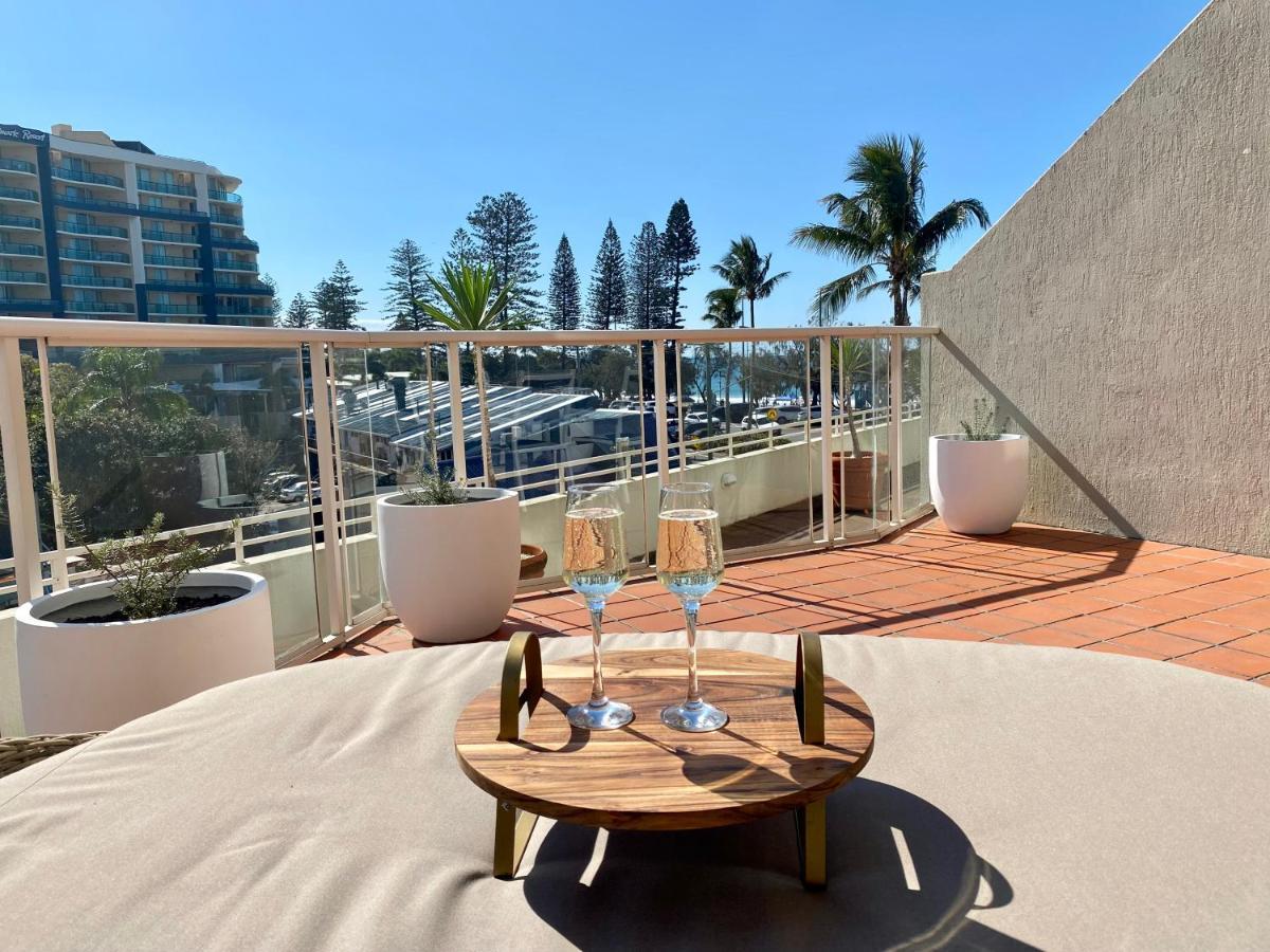 License To Chill • Couple'S Escape In Mooloolaba Exterior foto
