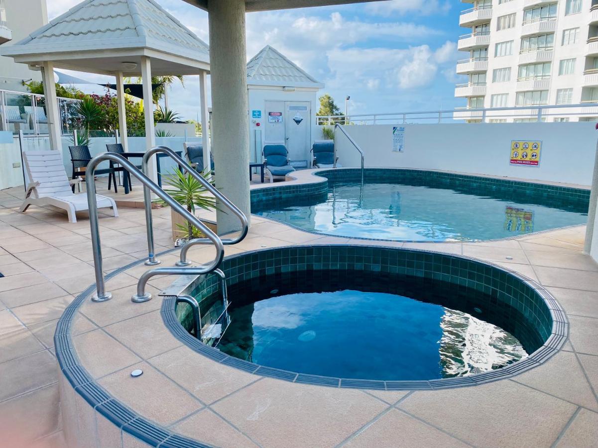 License To Chill • Couple'S Escape In Mooloolaba Exterior foto